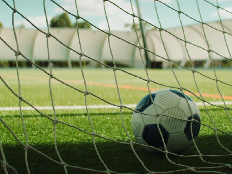 Fudbal šokira jer autsajderi ruše gigante – nepredvidivost ga čini najvoljenijim sportom na svetu.