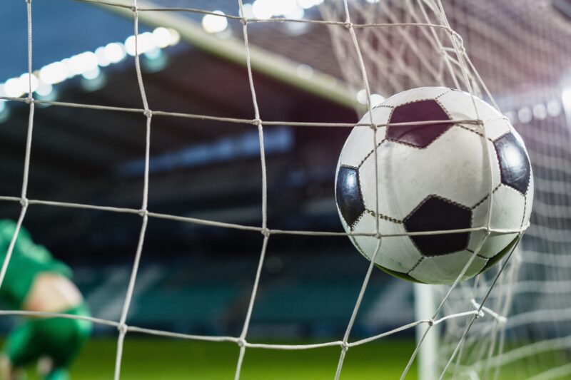 prikaz lopte u golu, fudbal