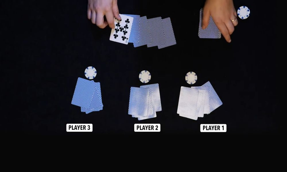 Deljenje karata u Caribbean stud pokeru sa više igrača za stolom