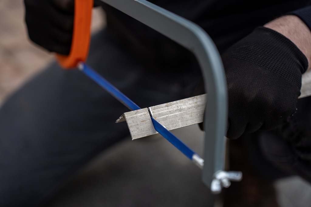 Ručna testera za metal