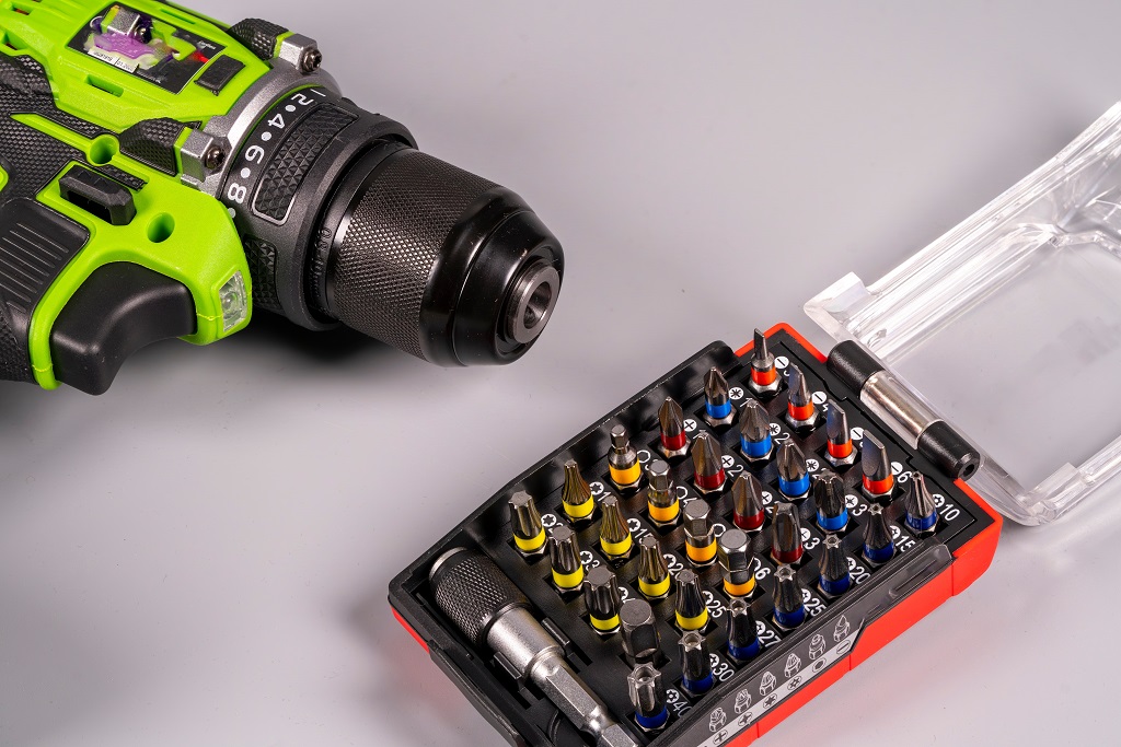 Set bitova i šrafilica